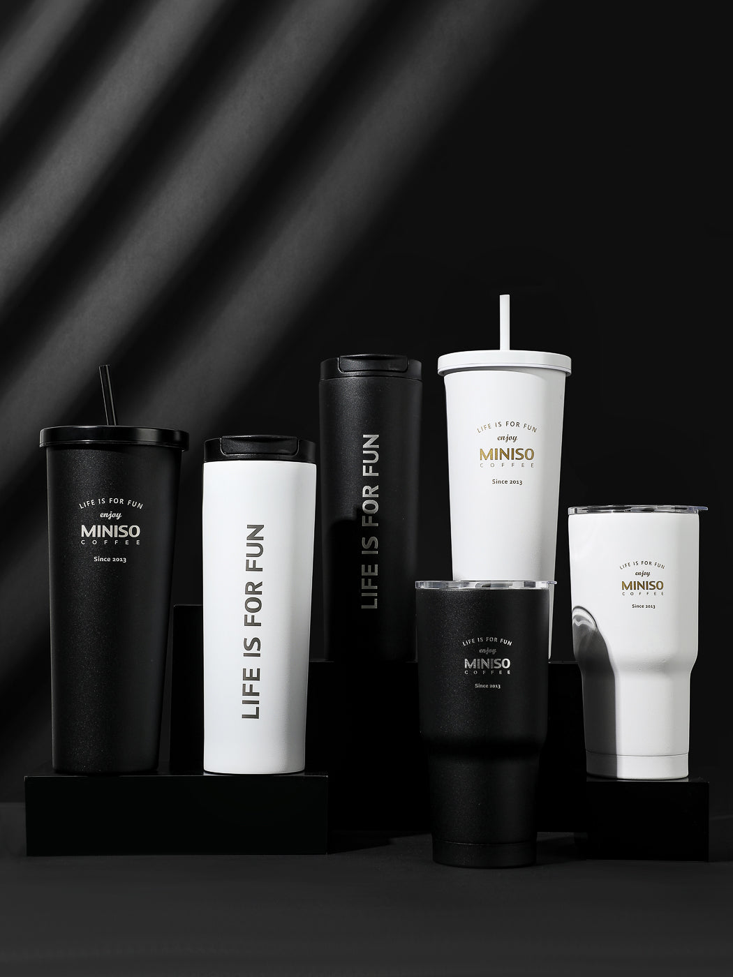 Classic Black & White Series-Steel Bottle 580ml, White