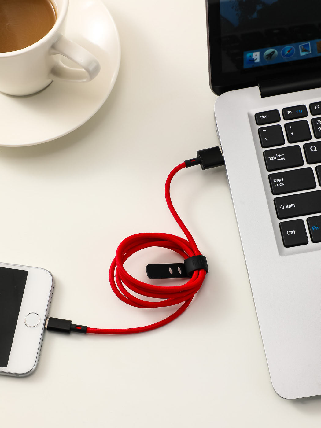 1m Braided Fast Charge Charge & Sync Cable with Lightning Connector (Red)