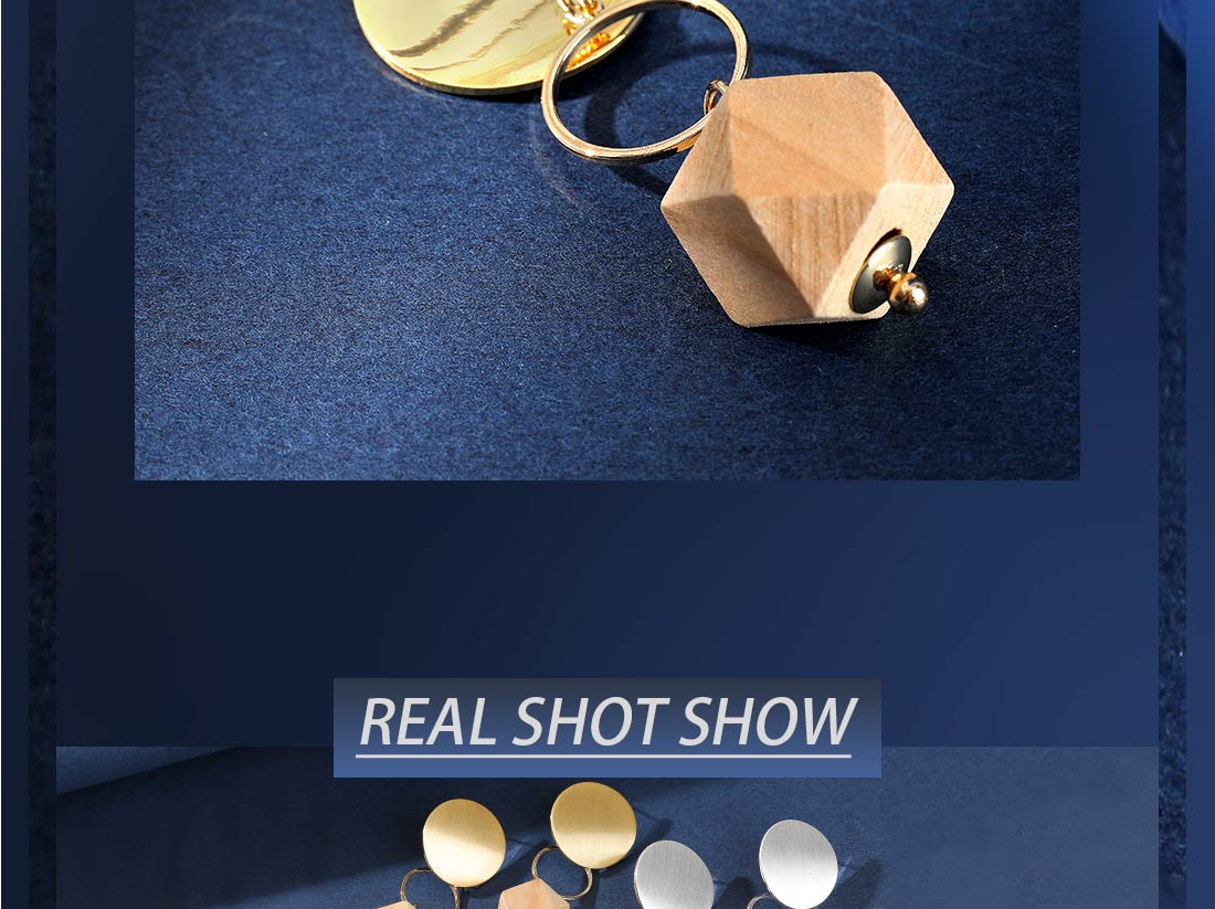 Earrings (Golden)