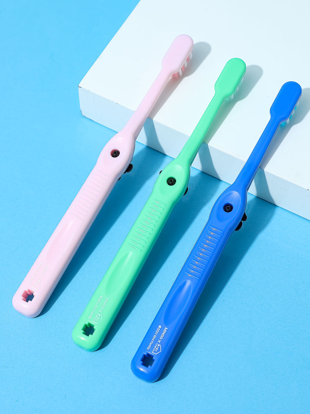 Mini Family Sports Lovely Toothbrushes for Kids (3 pcs)