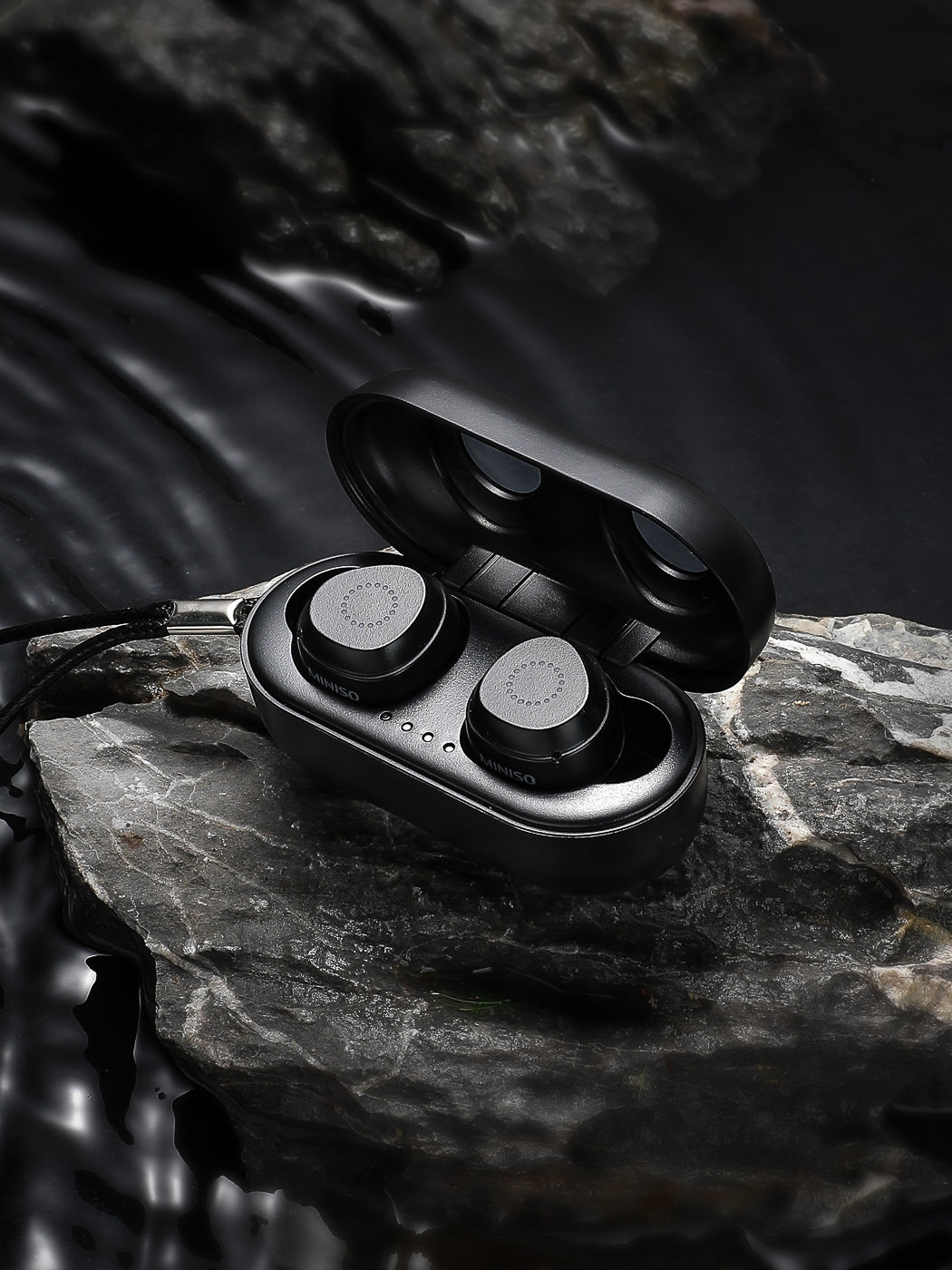 IPX7 Grade Waterproof TWS Wireless Earphones Model: Q66 (Black)