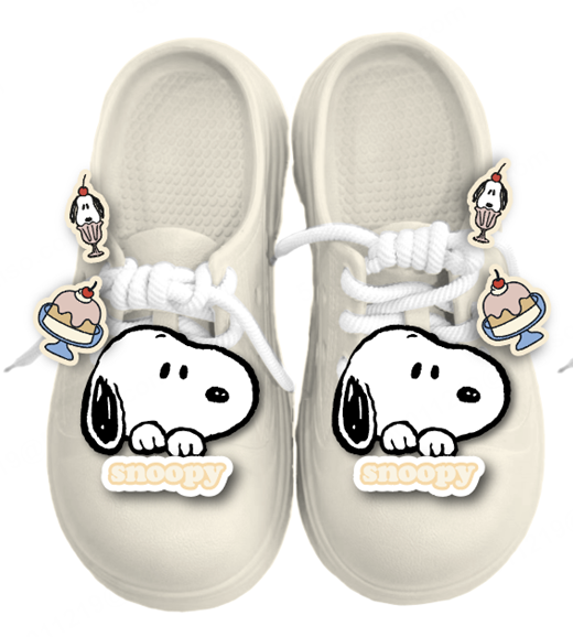 (37-38) Snoopy Collection Lace Up Clogs