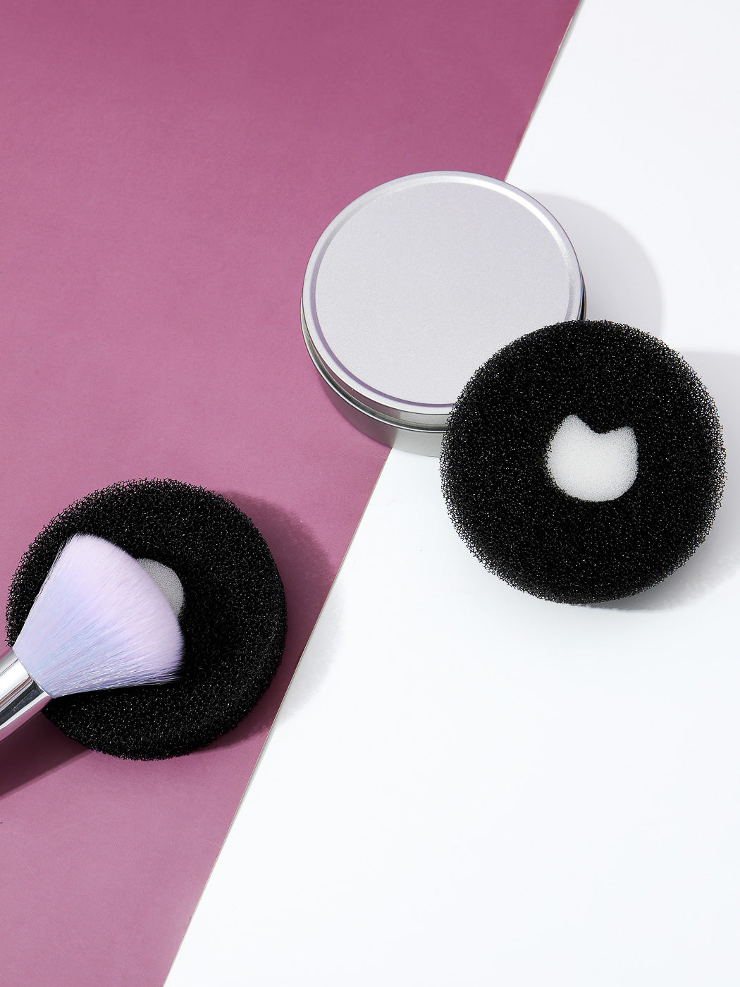 Makeup Brush Color Removal Sponge (1 Container & 3 Sponges) Miniso