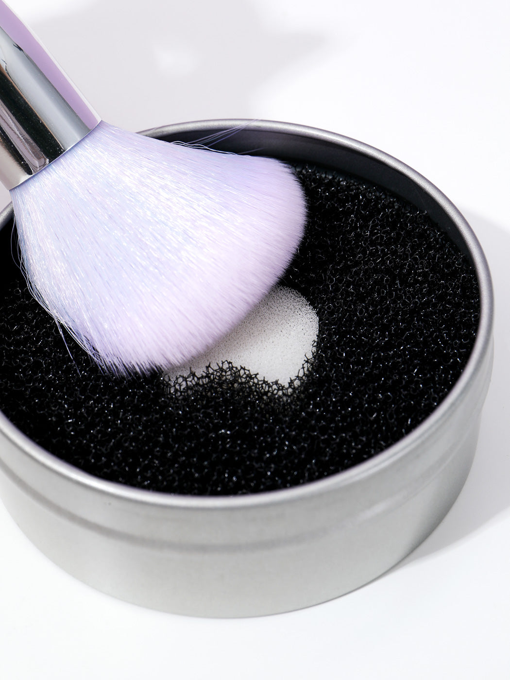 Makeup Brush Color Removal Sponge (1 Container & 3 Sponges) Miniso