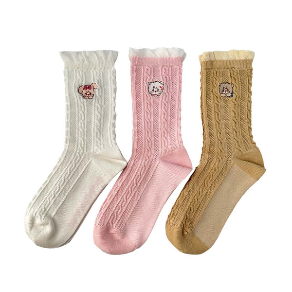 MIKKO Collection Embroidery Crew Socks Random color